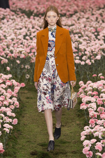 Tory Burch Fall 2018 Ready-to-Wear Tory Burch  осень зима 2018 коллекция неделя моды в Нью Йорке Mainstyles